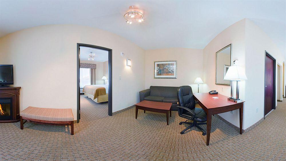 Express By Ihg 3*