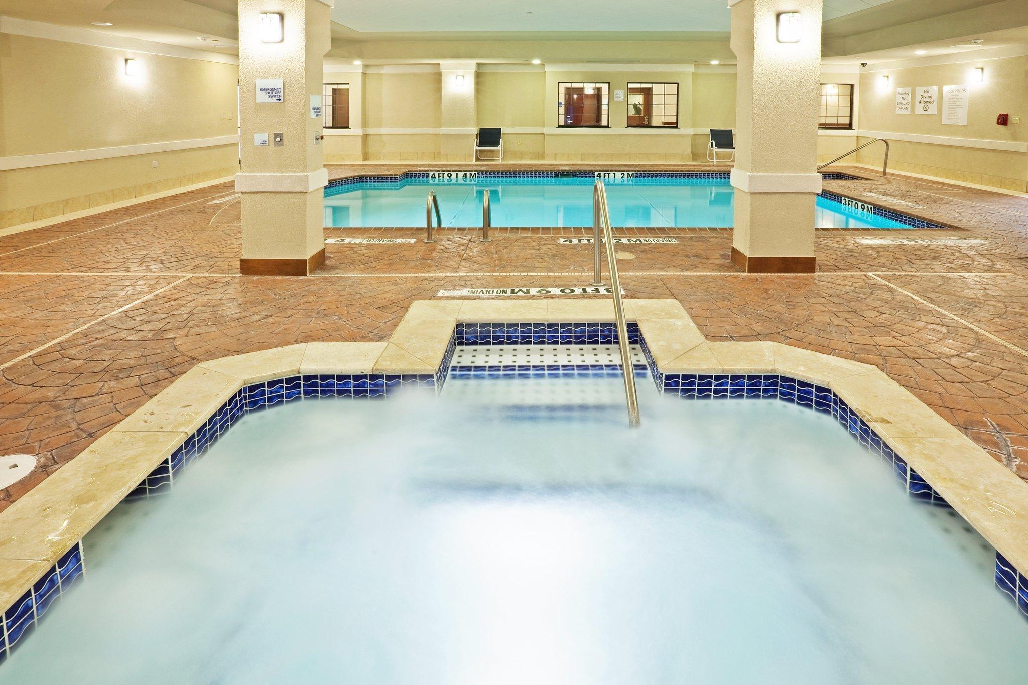 Express By Ihg Hotel Guymon